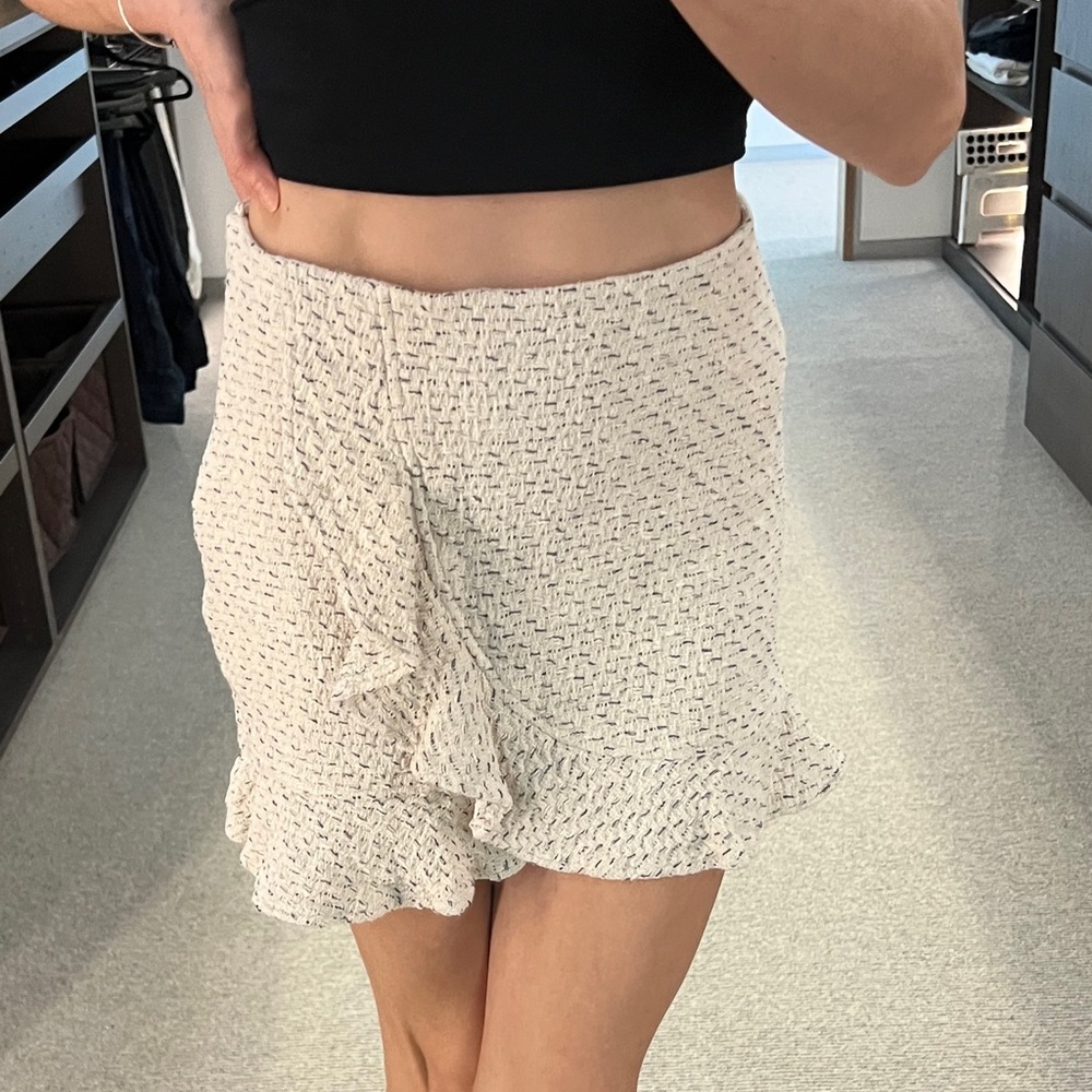 Express High-Waisted Ruffle Skirt - Picture 4 of 5